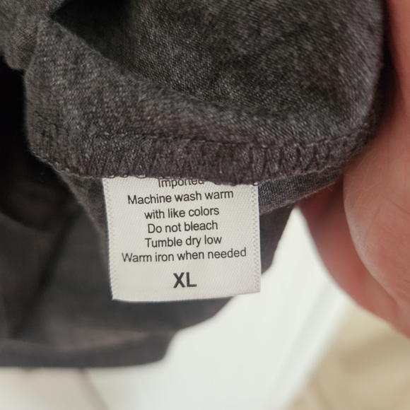 Harley-Davidson Gray Tee with Green Logo - Picture 3 of 4